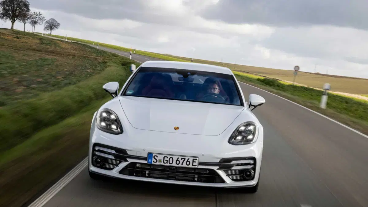 Porsche Panamera 4.0 Turbo S e-hybrid auto (4)