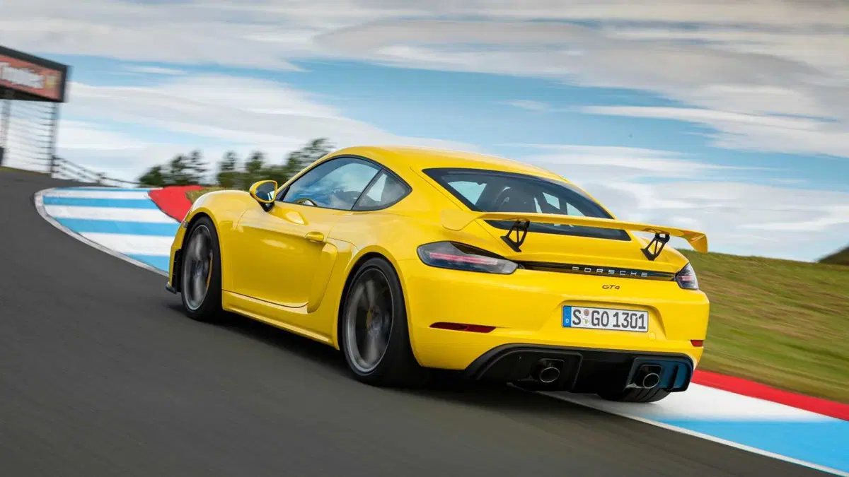 Porsche 718 Cayman  Cayman 4.0 GT4 (5)