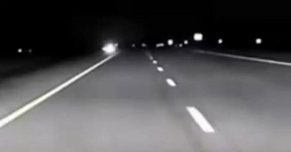"Polizia, c'&egrave; un'auto contromano!" ma &egrave; lui l'ubriaco [VIDEO] 