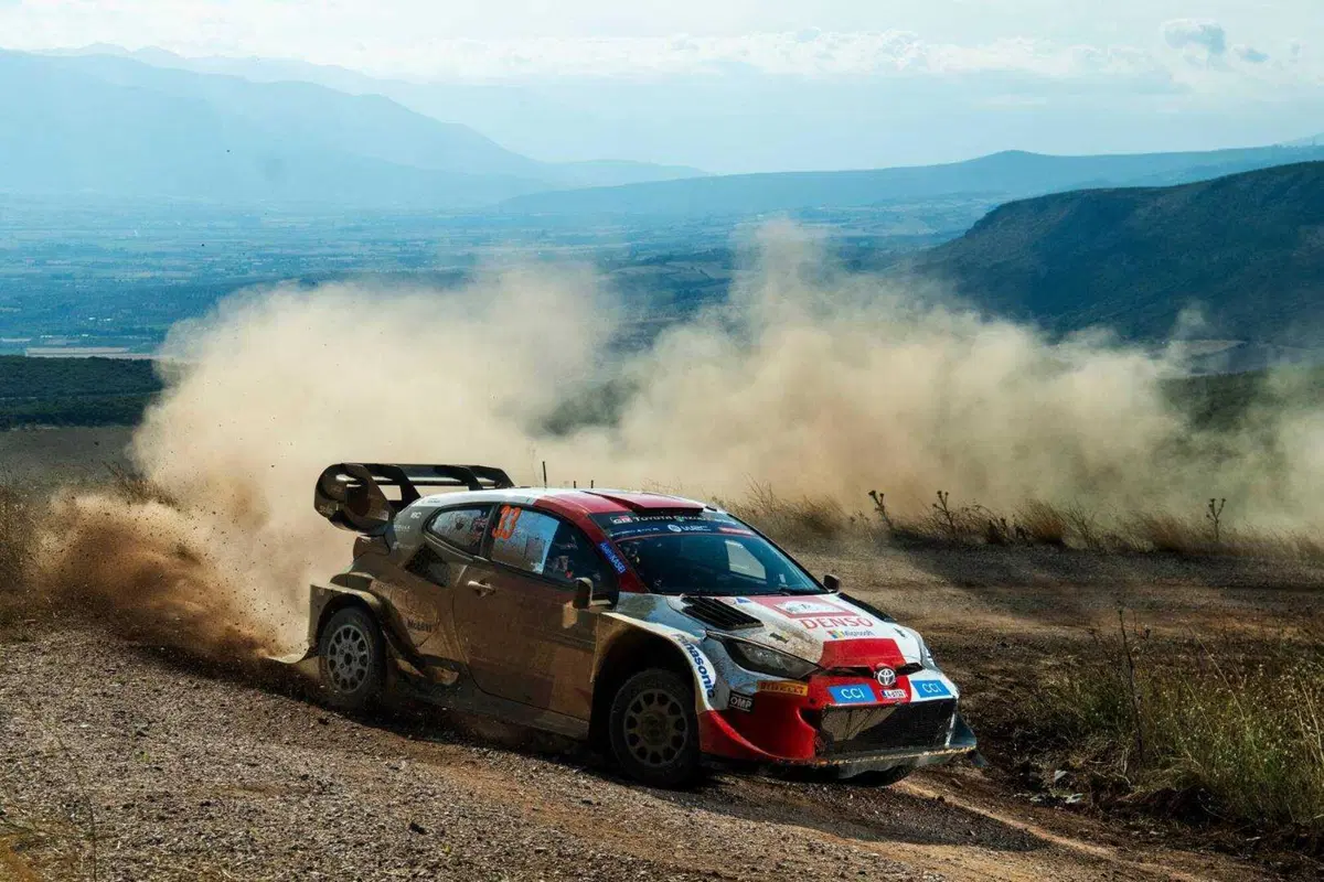 WRC23. Acropolis Rally Grecia. Neuville VS Ogier? Sì, eccoli in testa (13)
