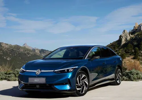 Volkswagen ID.7 (2023-->>)