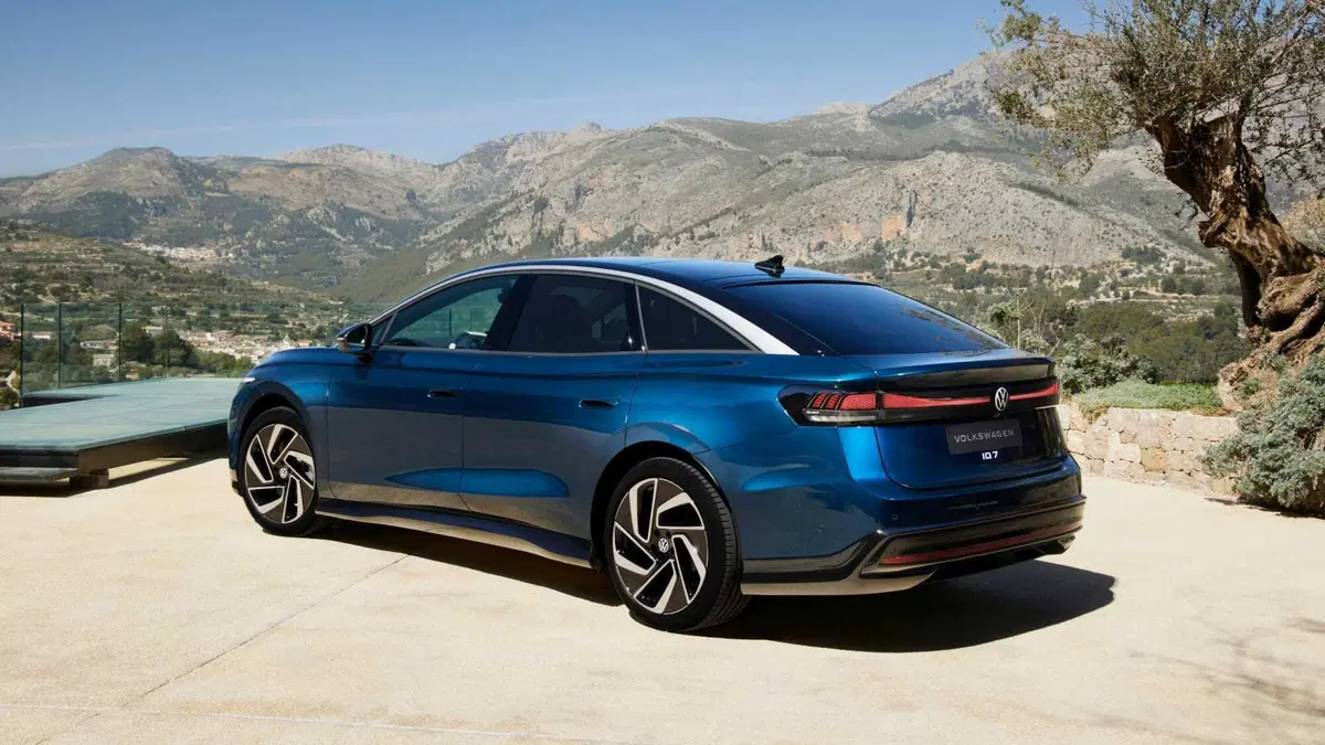 Volkswagen ID.7 86 kWh Pro S 285cv (4)