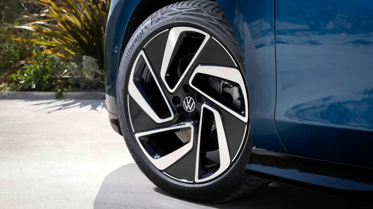 Volkswagen ID.7 86 kWh Pro S 285cv (17)