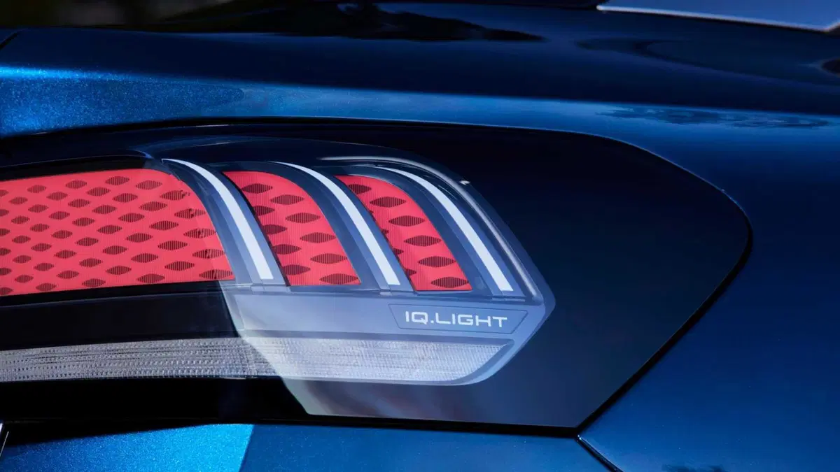 Volkswagen ID.7 86 kWh Pro S 285cv (18)