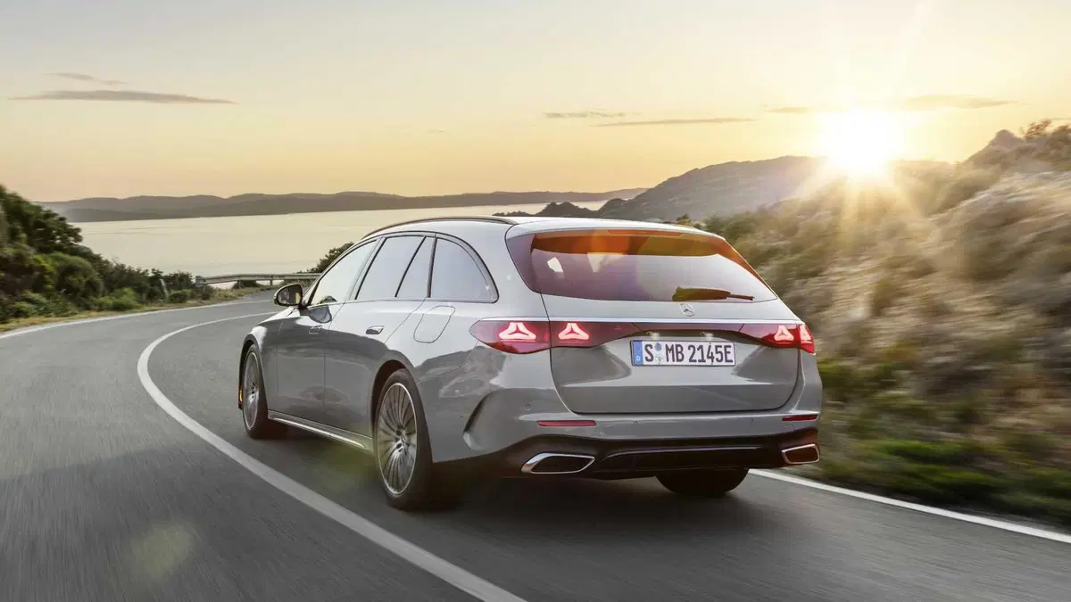 Mercedes-Benz Classe E Station Wagon AMG 53 hybrid Advanced Plus Edition 1 AMG 4matic+ auto (24)