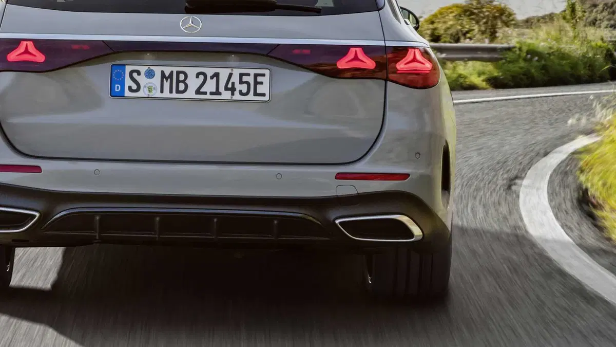Mercedes-Benz Classe E Station Wagon AMG 53 hybrid Advanced Plus Edition 1 AMG 4matic+ auto (32)