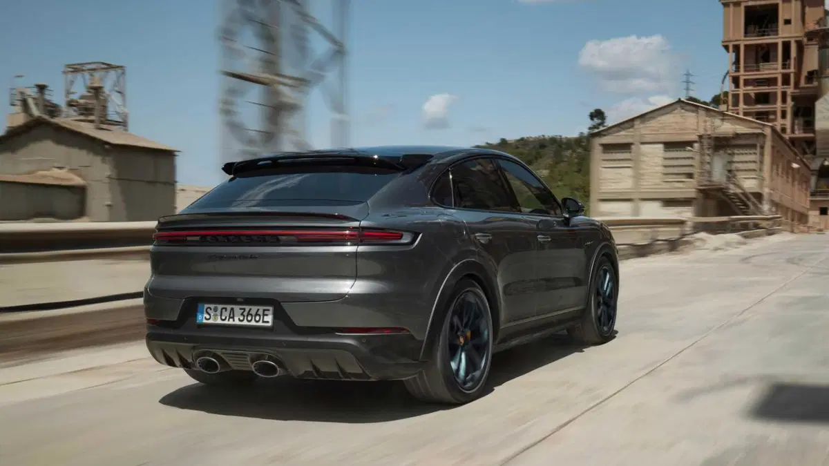 Porsche Cayenne Coupé 4.0 V8 Turbo E-Hybrid GT (7)