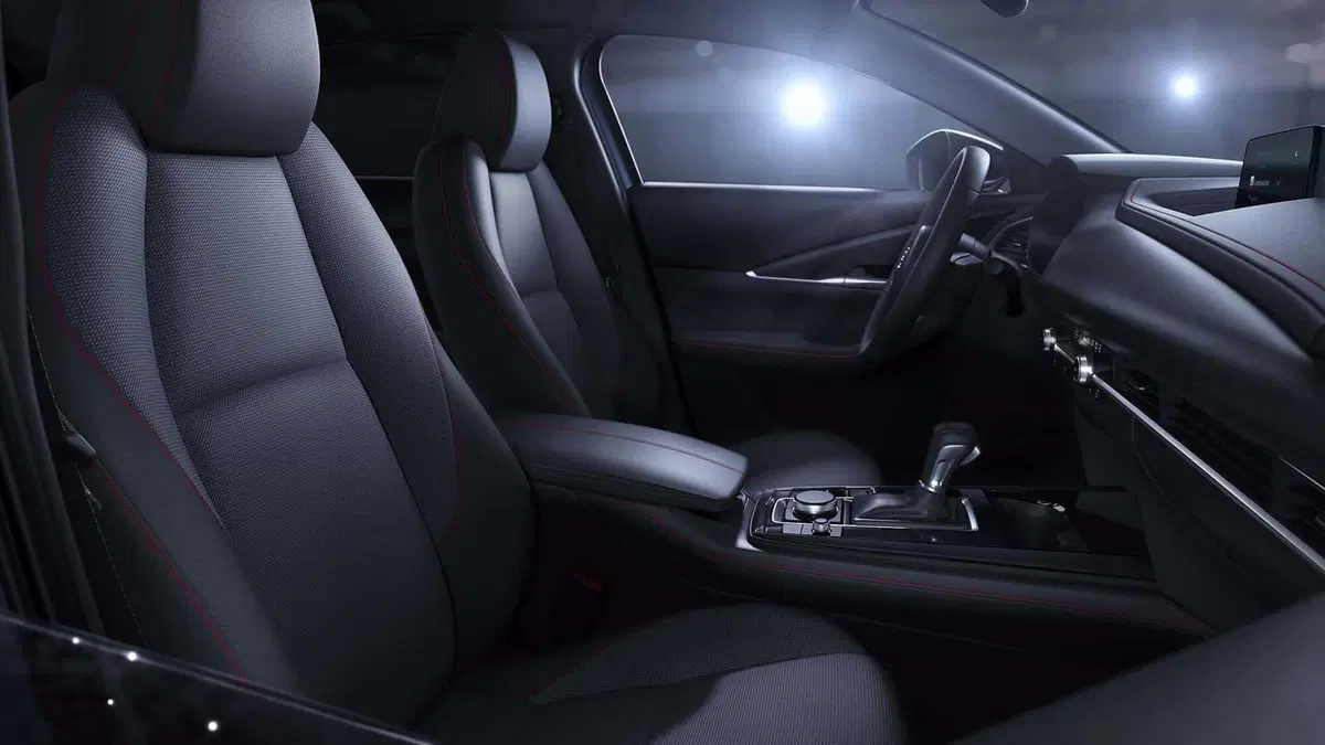 Mazda CX-30 MY2024: promozione se permuti o rottami (2)