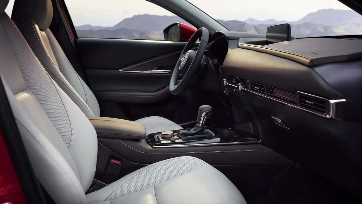 Mazda CX-30 MY2024: promozione se permuti o rottami (4)