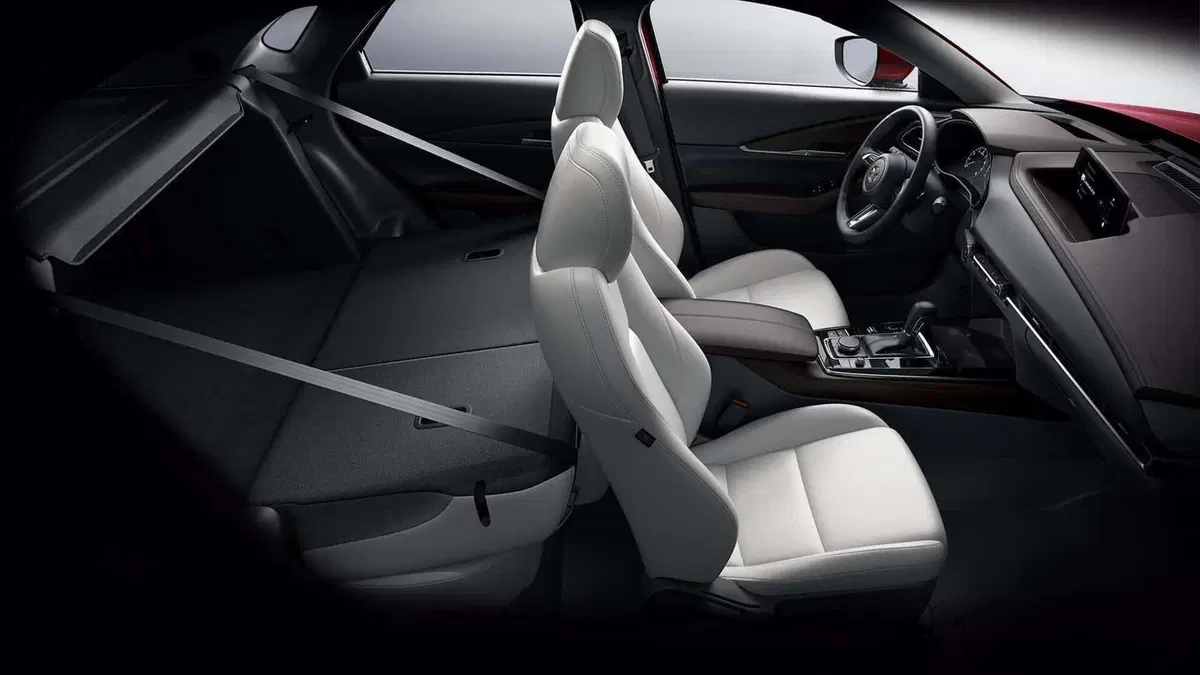 Mazda CX-30 MY2024: promozione se permuti o rottami (6)