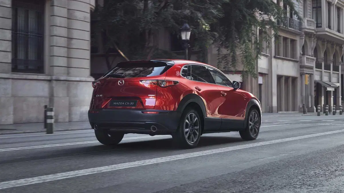 Mazda CX-30 MY2024: promozione se permuti o rottami (11)
