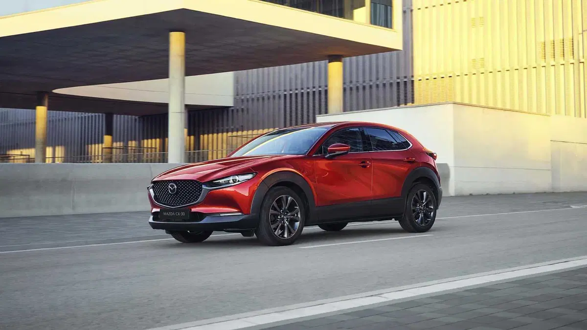 Mazda CX-30 MY2024: promozione se permuti o rottami (13)