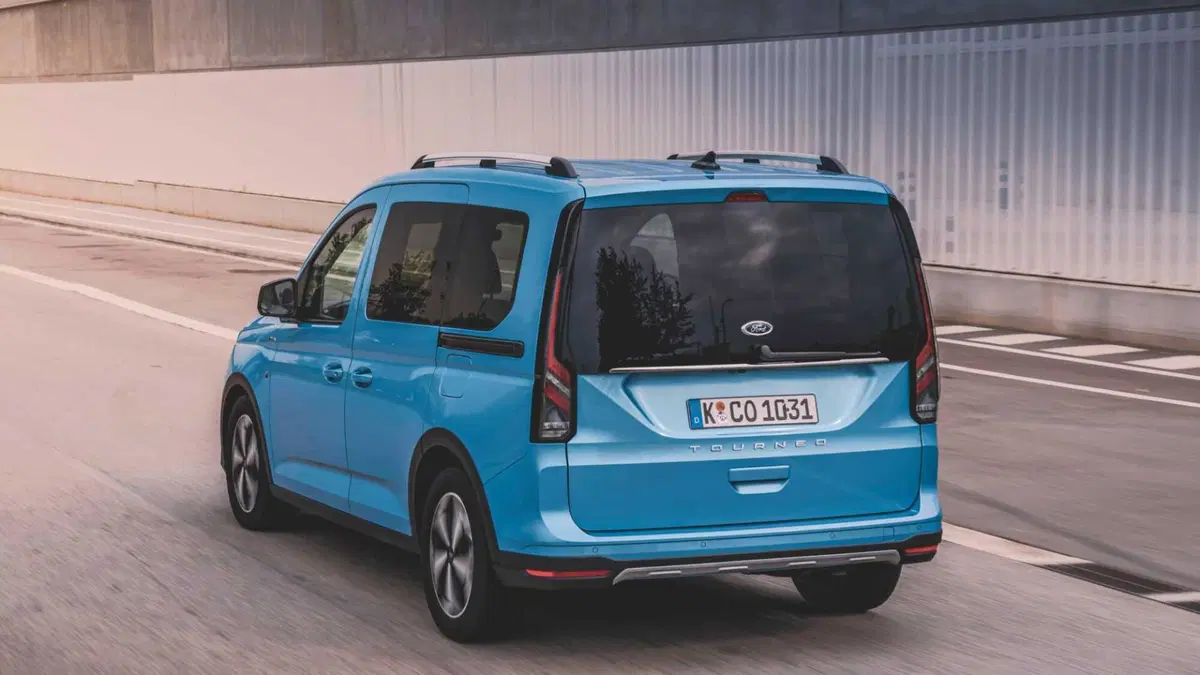 Ford Tourneo Connect Tourneo  2.0 EcoBlue 122 CV Powershift Sport (6)
