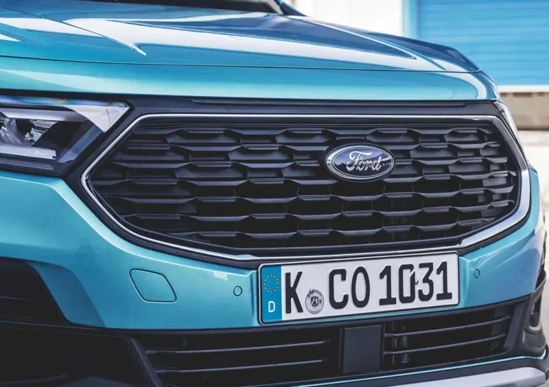 Ford Tourneo Connect (2022-->>) (15)