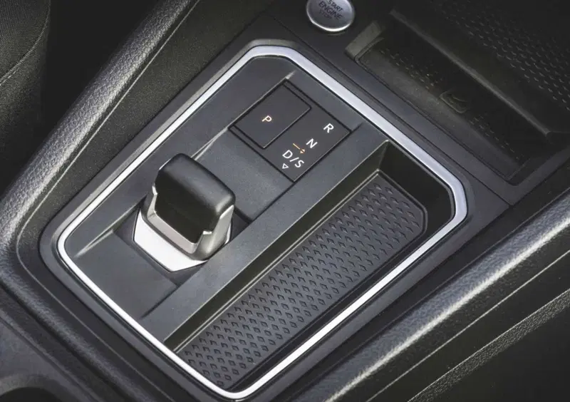 Ford Tourneo Connect (2022-->>) (20)