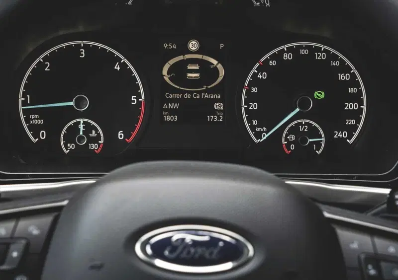 Ford Tourneo Connect (2022-->>) (21)