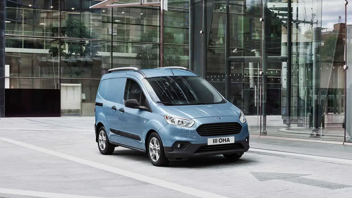 Ford Transit Courier 1.5 TDCi 100CV  Titanium