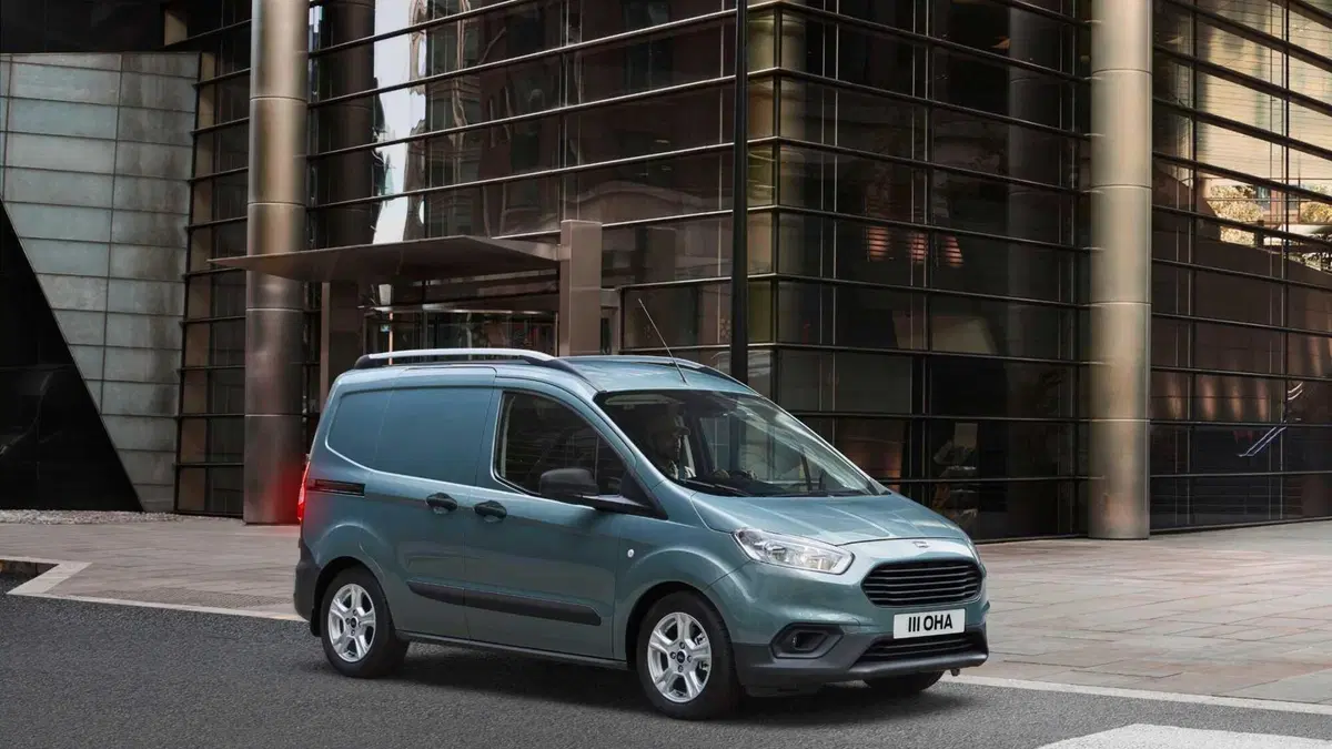 Ford Transit Courier 1.0 EcoBoost 100CV  Trend (3)