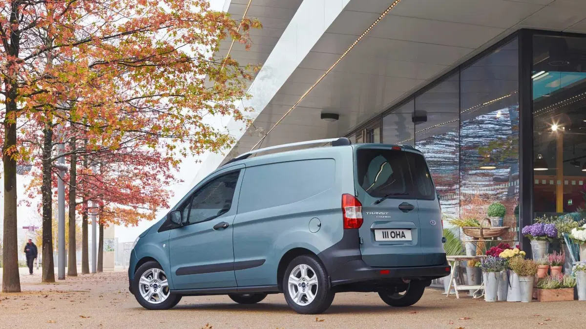 Ford Transit Courier 1.0 EcoBoost 100CV  Trend (9)