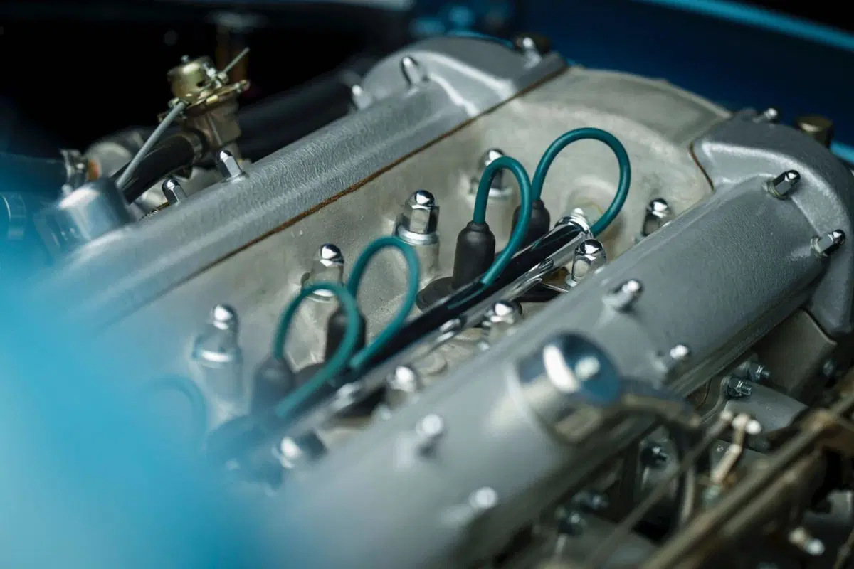 Aston Martin, la DB5 compie 60 anni (3)