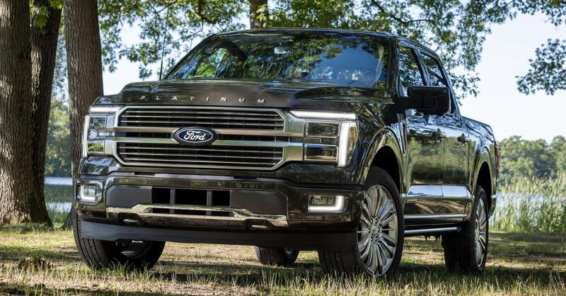 Ford, sulla F-150 arriva il nuovo logo