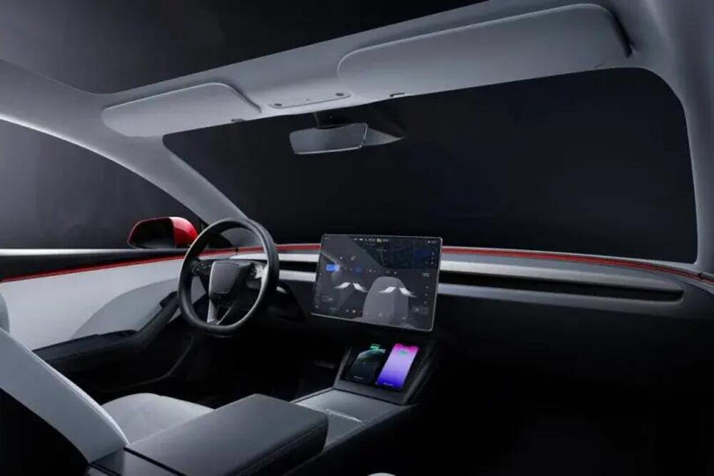 Gli interni della Tesla Model 3 2024