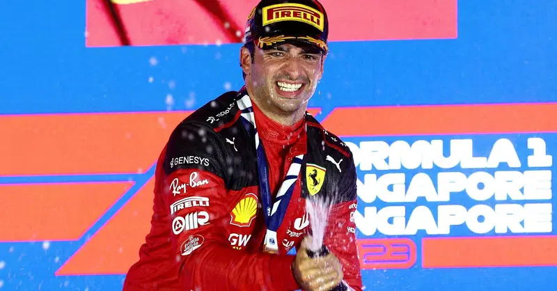 F1. GP Singapore, Sainz: "Vittoria incredibile, una svolta alla stagione"