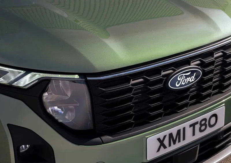 Ford Tourneo Courier (2023-->>) (12)