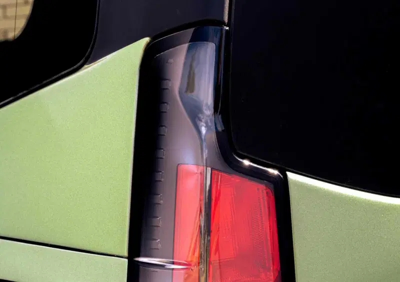 Ford Tourneo Courier (2023-->>) (15)