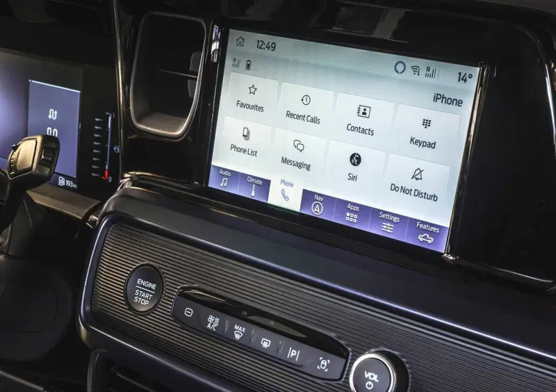 Ford Tourneo Courier (2023-->>) (16)