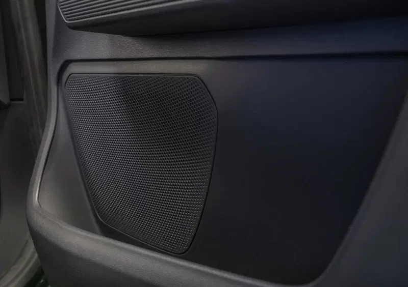 Ford Tourneo Courier (2023-->>) (18)