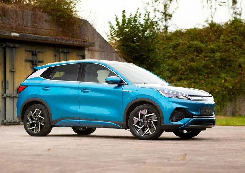 Byd Atto 3 (2023-->>) (4)