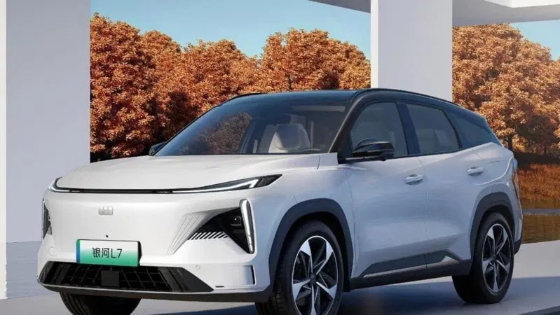 Geely L7 Phantom: Suv da 24.000 euro e 1.370 km di autonomia