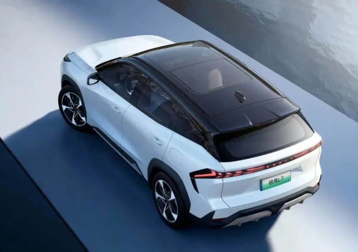 Geely L7 Phantom: Suv da 24.000 euro e 1.370 km di autonomia (4)