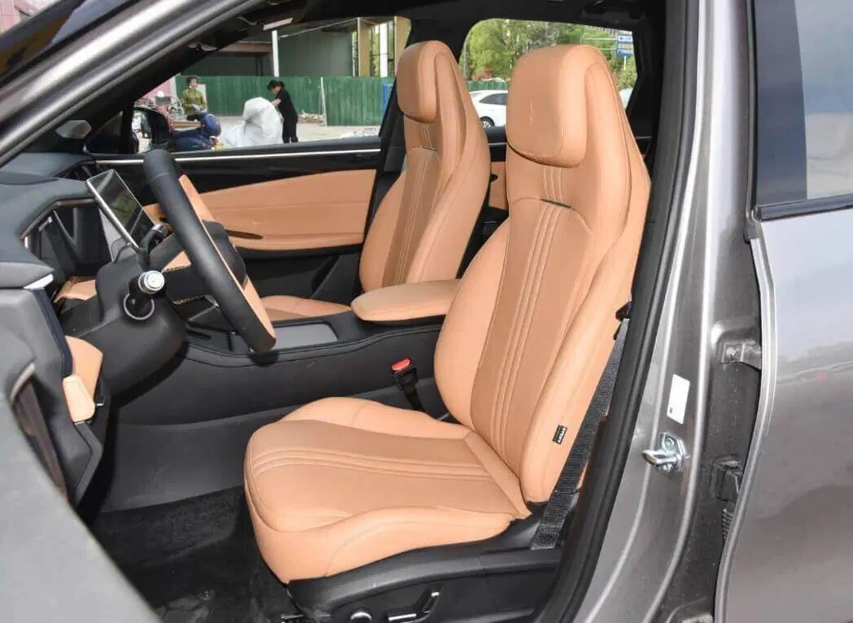 Geely L7 Phantom: Suv da 24.000 euro e 1.370 km di autonomia (6)