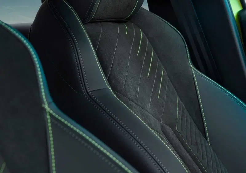 Peugeot 208 (19)