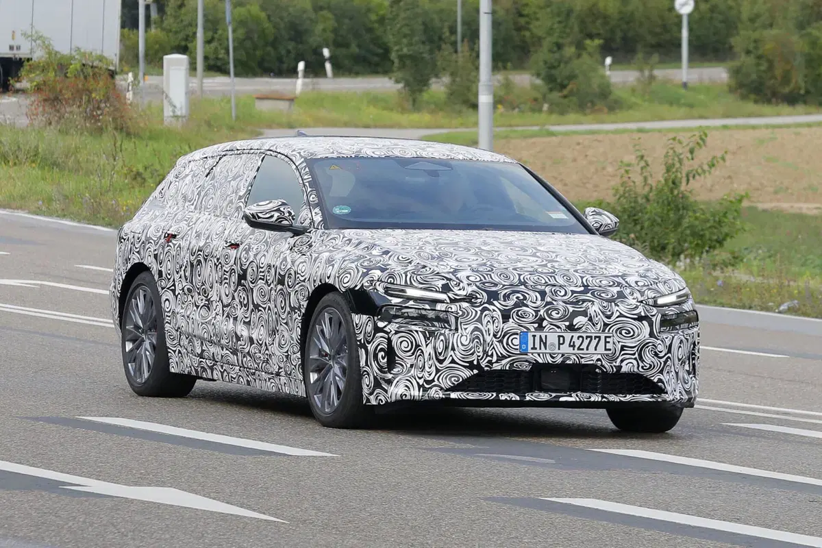 Audi A6, la Station Wagon sarà 100% elettrica [Foto Spia] (8)