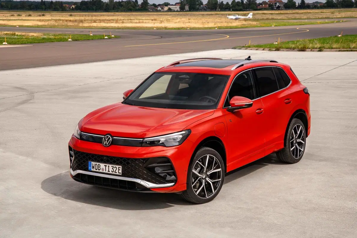 Nuova Volkswagen Tiguan, con la Plug-In si arriva fino a 1.000 km
