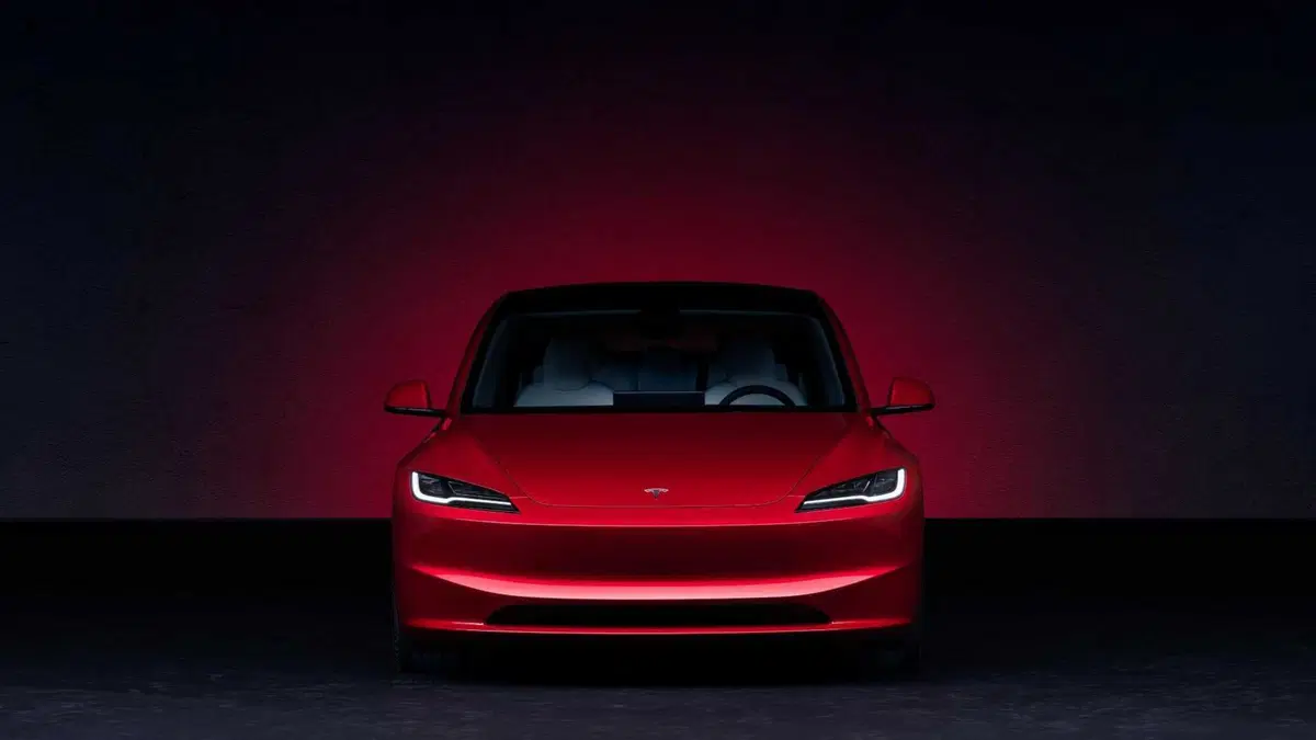 Tesla Model 3 (2018-->>) (6)