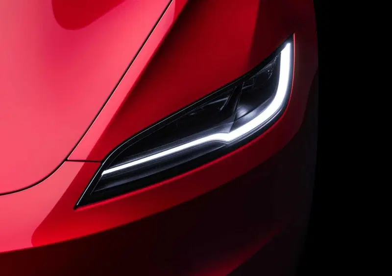 Tesla Model 3 (2018-->>) (14)