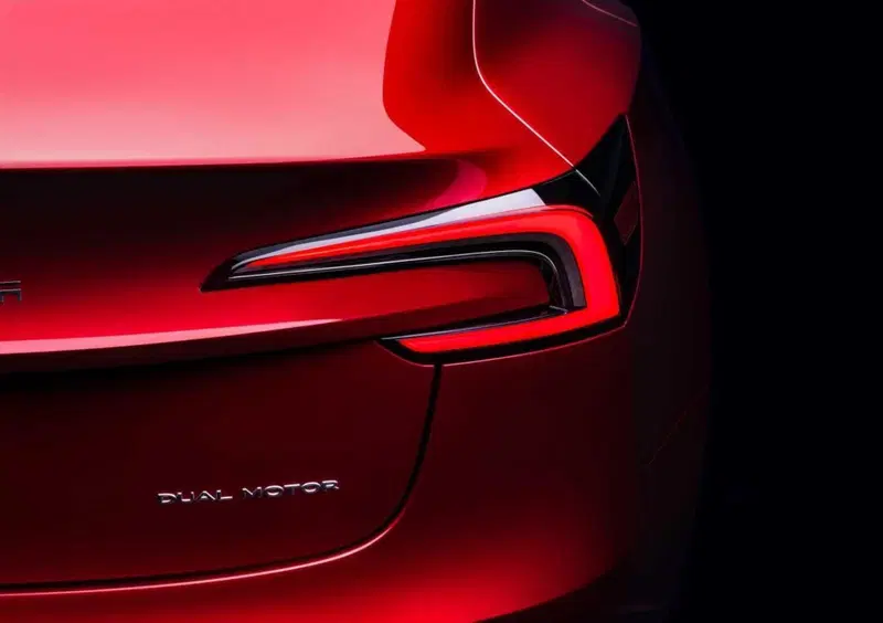 Tesla Model 3 (2018-->>) (15)