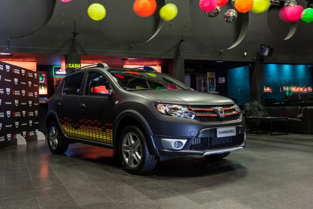 Dacia Sandero Hit Edition, compatta con ritmo