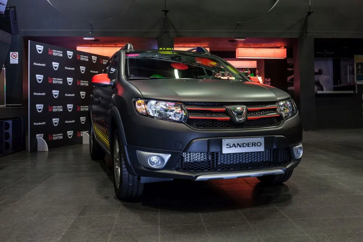 Dacia Sandero Hit Edition, compatta con ritmo (27)