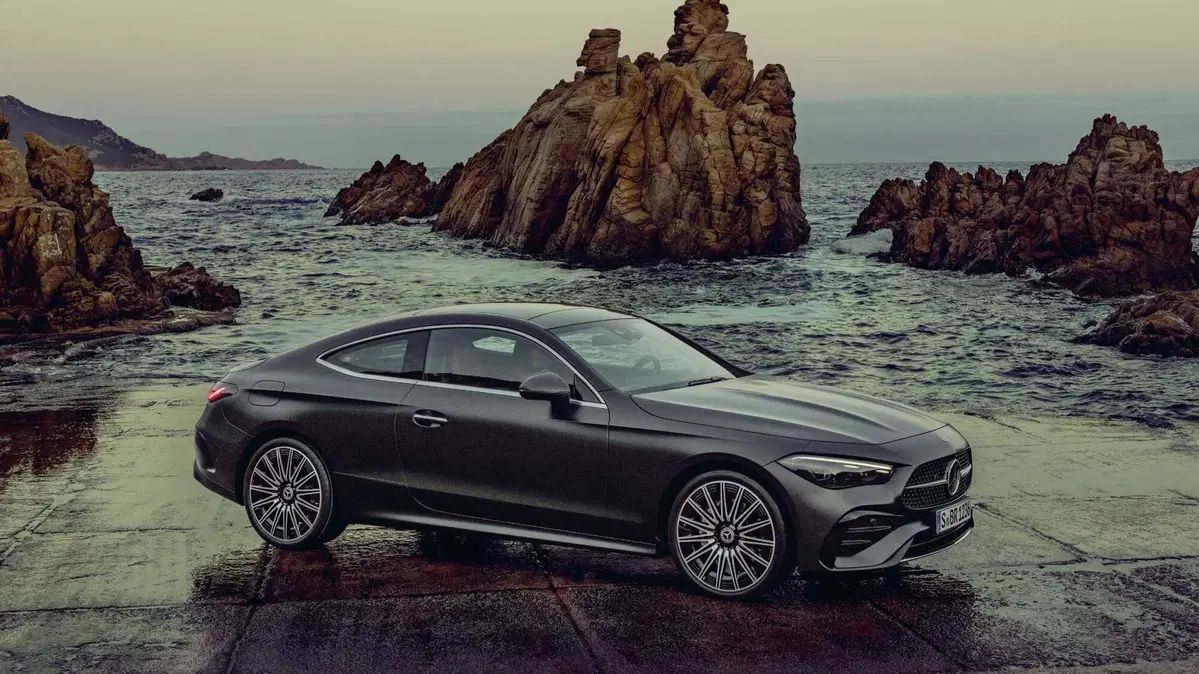 Mercedes-Benz CLE (2023-->>) (2)