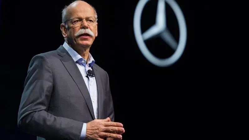 I tedeschi sanno ridere: la pubblicit&agrave; BMW con dentro una Mercedes 