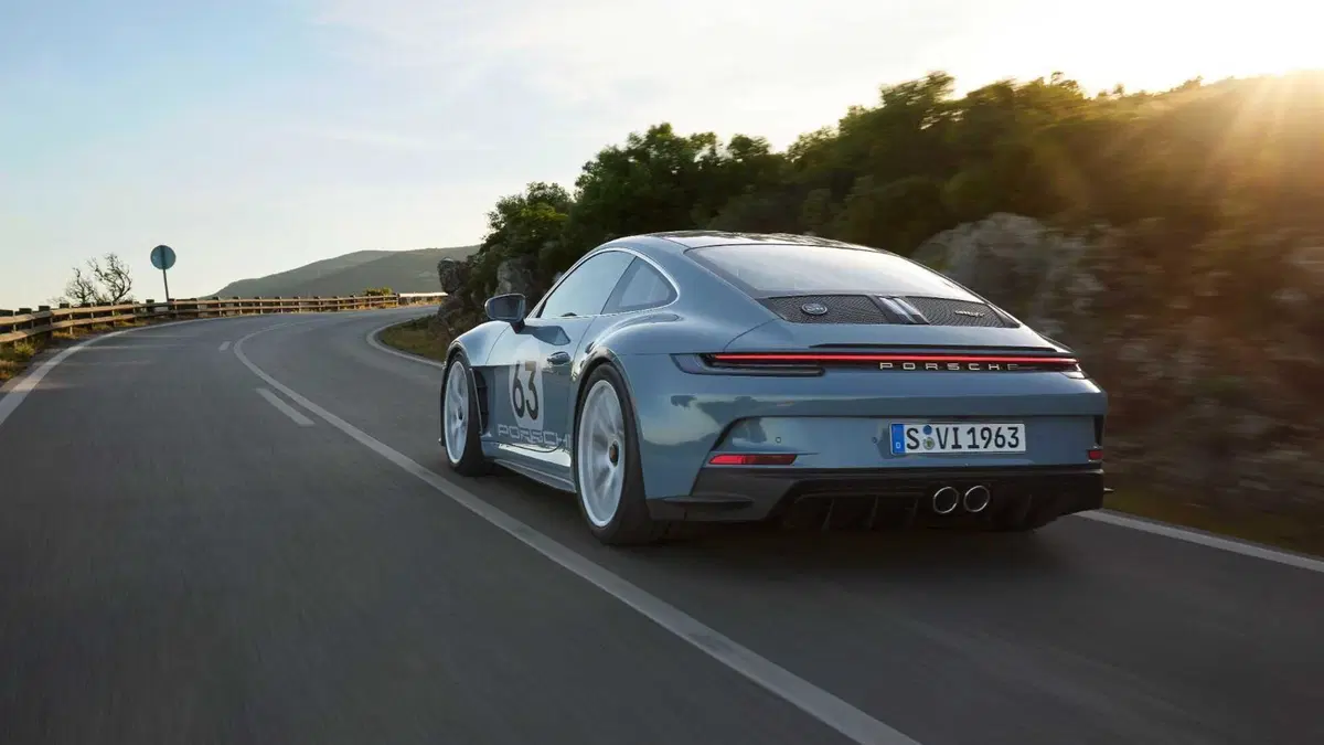 Porsche 911 S/T...questa viene da MARTE [VIDEO] (13)