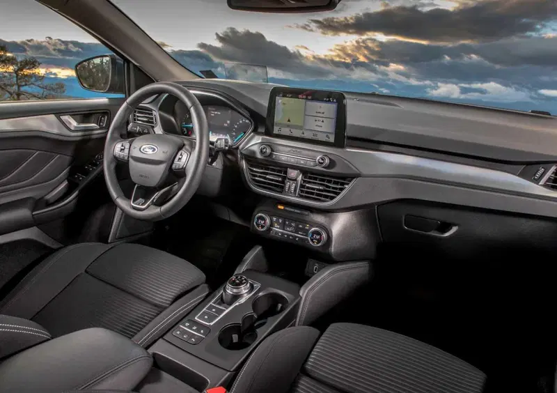 Ford Focus (15)