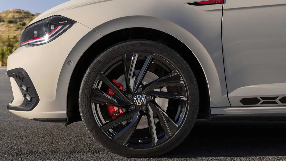 Volkswagen Polo 2.0 tsi GTI dsg (10)