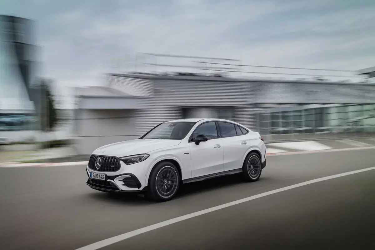 Mercedes-AMG GLC Coupé: 680 Cv e 1.020 Nm, pura potenza tedesca  (3)