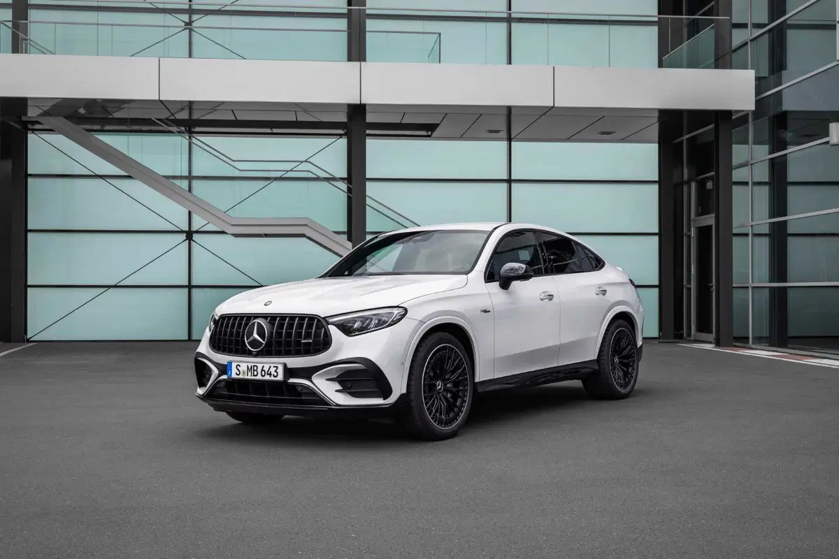 Mercedes-AMG GLC Coupé: 680 Cv e 1.020 Nm, pura potenza tedesca  (9)